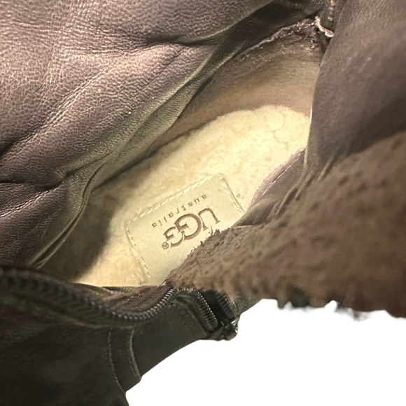 UGG Australia Amberlee Espresso Leather Equestrian Style Boots, Size 9.5 - Picture 10 of 15